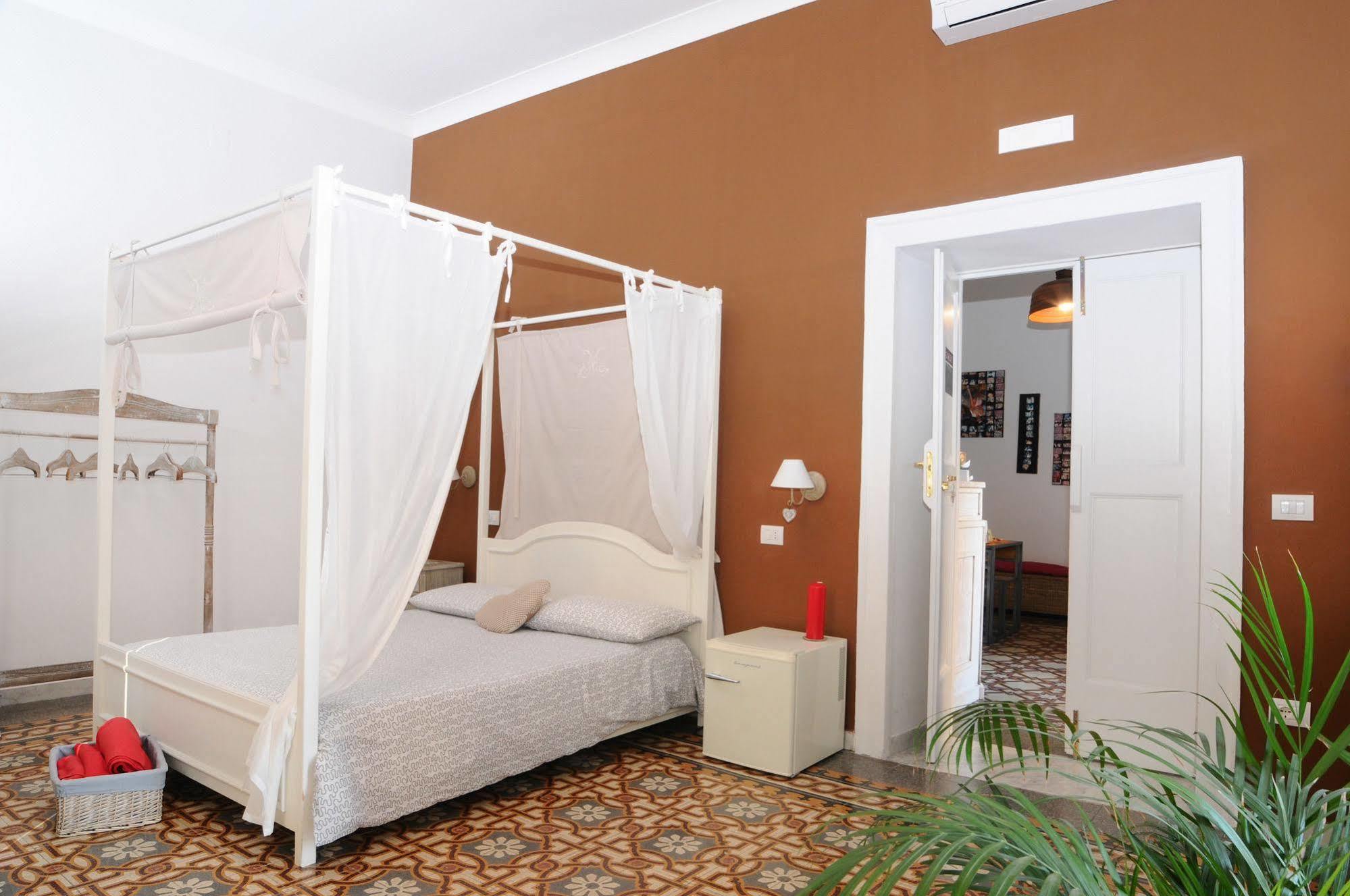 Bed and Breakfast Napul'Art Nápoles Exterior foto